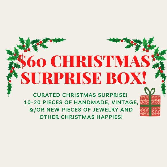 10-20 Items Curated Christmas Jewelry and Accessories Surprise Package - Picture 1 of 1